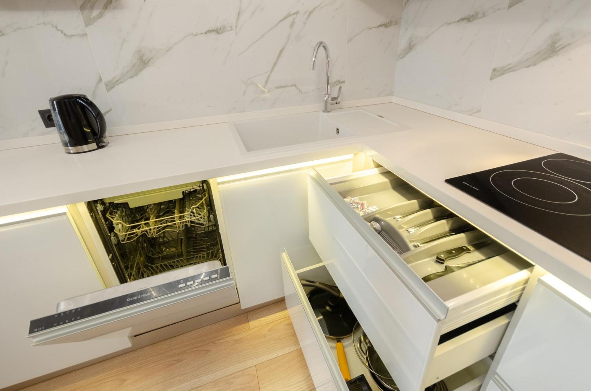 Petrovdom 267-373 In Best Apartments In Rc Central Park キエフ エクステリア 写真